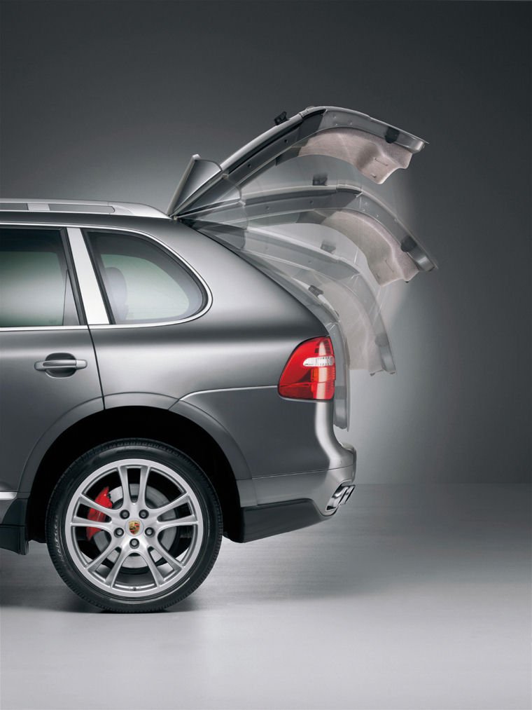 2008 Porsche Cayenne V6 Trunk Lid Picture